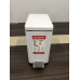 Відро для сміття з плавним закриттям прямокутне KOER TC-010210-08 10 л (колір білий) (KR5598) Відро для сміття з плавним закриттям прямокутне KOER TC-010210-08 10 л (колір білий) (KR5598)